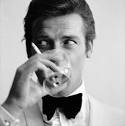 Roger Moore &laquo; Some Loose