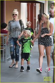 Image result for Queen B by Bumbleride $428 Gwen Stefani and Gavin Rossdale with Kingston and Zuma at the LA zoo