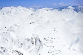 Картинки по запросу япония снег дороги