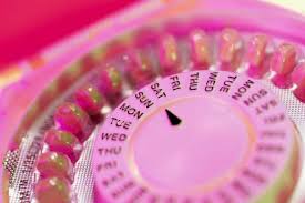 Access to pill boosts women's earnings - study
