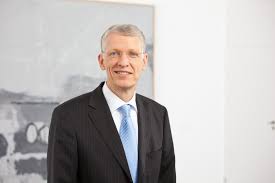LANXESS: Dr. Bernhard Düttmann wird neuer Finanzvorstand
