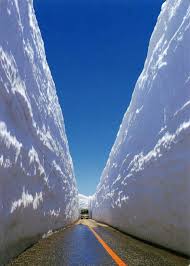 Картинки по запросу япония снег дороги