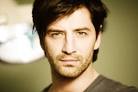 Sakis Rouvas - Spase to Hrono - images?q=tbn:ANd9GcQe9uCDlJUbBz_gt1Jo0m_0HvOeV-RESpYDI5vfzoYH7-os2gyQtE5zWQ4
