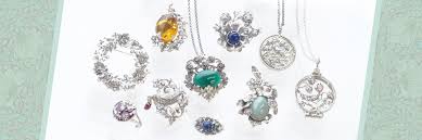 「ウルスラ・シュマルリージ」の画像検索結果