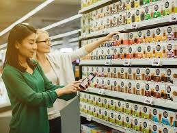 Attēlu rezultāti vaicājumam “Capsus ater imago”