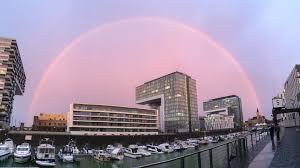 Attēlu rezultāti vaicājumam “Red Rainbows”