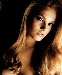 prisonbreak - Hot or Not - Page 7 Images?q=tbn:ANd9GcQexdUuguVbIHvR0ILXVXDb6dt3Kps1f8i_31rMiEOG9Ptc-tfAmQ