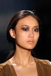 Vera Wang Fall 2011 21 Shu Pei