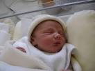 Luke Bruce born at 10h33 on 17th December 2009. - Luke