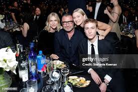 Image result for Maclaren Easy Traveller Naomi Watts and Liev Schreiber