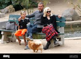 Image result for Queen B by Bumbleride $428 Gwen Stefani and Gavin Rossdale with Kingston and Zuma at the LA zoo