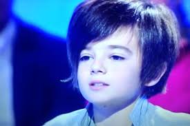 Protagonista quest&#39;oggi a Verissimo è stato Robert Dancs, il bambino bravissimo che interpreta il ... - bimbo-checco-zalone-638x425