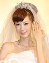 たちが、次々に「結婚」