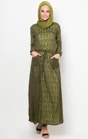 Model Baju Batik Wanita Terbaru yg Cocok untuk Kerja