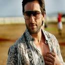 Not SRK it's Saif Ali Khan who