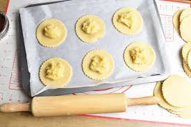 Image result for gevulde koek