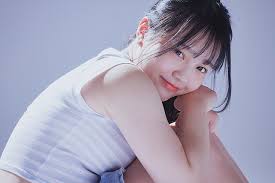 Image result for 17歳の現役女子高生