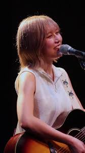 「鈴木萌歌」の画像検索結果