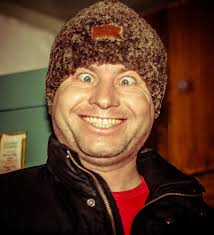 Картинки по запросу Молодой человек в шапке