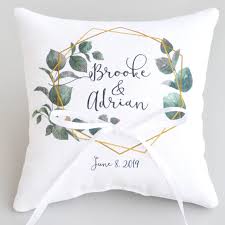 Vaizdo rezultatas pagal užklausą „wedding pillows“