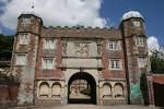 File:Burton Agnes Hall Gatehouse.jpg - Wikipedia, the free ...