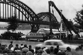 Image result for Flugzeugka…