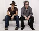 http://www.artfortune.com/images/pages/johnny_depp_and_tim_burton(1).jpg