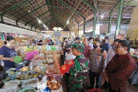 Image result for pasar kreneng