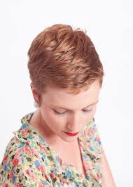 A Perfect Amber Pixie Makes Us All Wanna Go Short! - sara-idacavage-pixie-cut-short-hairstyles-for-women-4