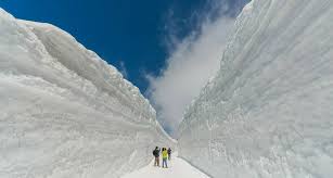 Картинки по запросу япония снег дороги