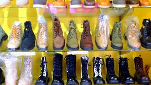 Berbelanja Boot Di Cibaduyut - Efenerr