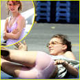 Natalie Portman Wears Hesher Panties / iGossip