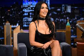 Картинки по запросу kim kardashian