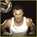 Julian McMahon Picture 3