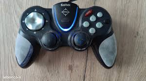 Résultat de recherche d'images pour "SAITEK P990 DUAL ANALOG"