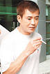 盲亨昨否認超速駕駛及危險駕駛兩宗罪。 張慕湘攝