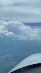 Image result for UFO Ryanair avvista un UFO nel volo Oslo - Bergamo ecco il video in anteprima!!