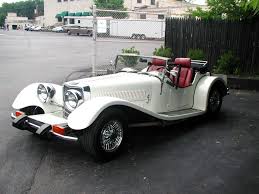 Image result for Pendelican White 1979 Jaguar