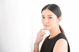 「秋田奈々緒」の画像検索結果