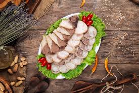 Resultado de imagen para sliced horse