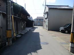 Image result for 中藤2丁目〈売地〉広々426.17㎡（法面含む）上下水道引込済、法面利用価値大、建築条件はございません。お好きなハウスメーカーで建築できます。