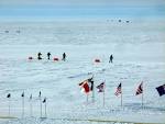 File:South pole skiers.jpg - Wikipedia, the free encyclopedia