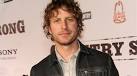http://wac.450f.edgecastcdn.net/80450F/tasteofcountry.com/files/2011/01/dierks-bentley-011911b.jpg