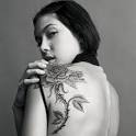 Cuman Nengok Aja: Black And White Rose Tattoo - images?q=tbn:ANd9GcQv3aYY_1YBc8OgsueKXwlXucr0wbyuDf0_GTIeZXo5tzTMWtxWUdawdQ