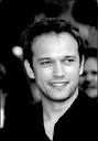 http://trialx.com/curetalk/wp-content/blogs.dir/7/files/2011/04/gcelebrities/Vincent_Perez-3.jpg