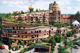 Friedensreich Hundertwasser ile ilgili görsel sonucu