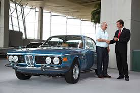 ... erforderliche Infrastruktur, um das alles systematisch miteinander zu verknüpfen“, so Ralf Vierlein weiter. Auslieferung des restaurierten BMW 3.0 CSi.