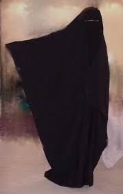 Saudi Arabia: Just What Does It Feel Like to Wear An Abaya ...