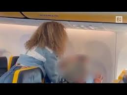 Image result for UFO Ryanair avvista un UFO nel volo Oslo - Bergamo ecco il video in anteprima!!