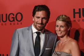 Henrik Lundqvist and Therese Andersson Photos - Zimbio - Henrik+Lundqvist+Therese+Andersson+Hugo+Show+A1NdUnZkCzHl